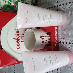 Bath set with a toner